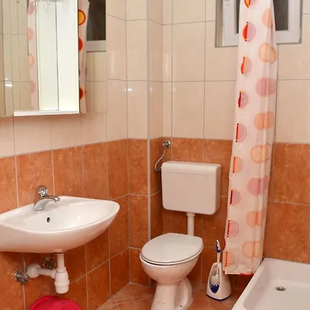 13681d Gradac (Split-Dalmatia)